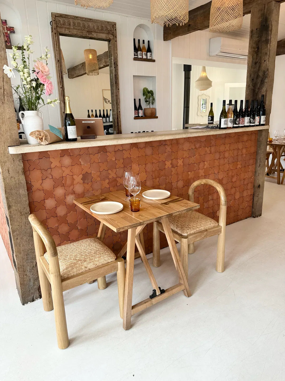 THE DESA DINING CHAIR