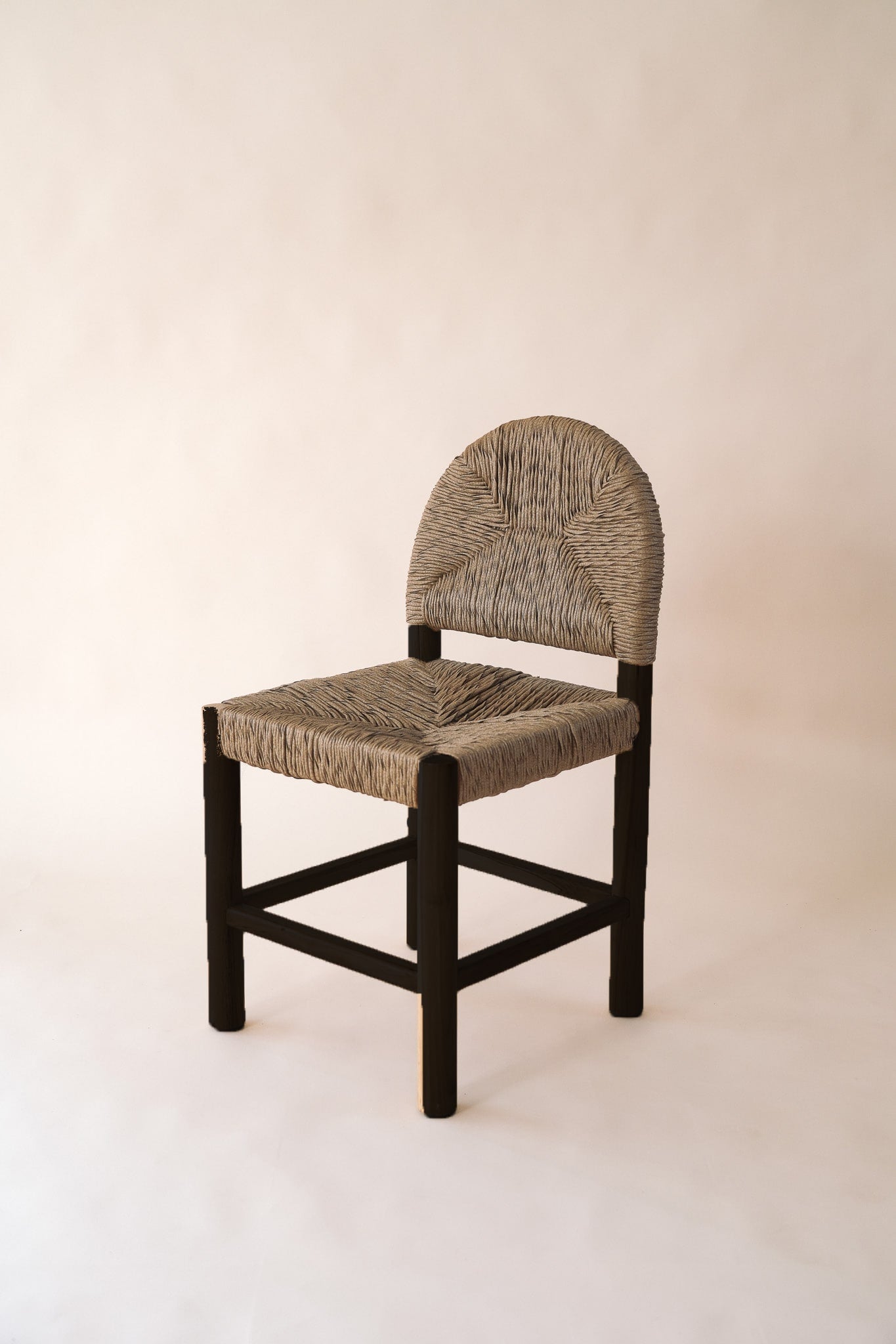 THE DILLY DINING CHAIR