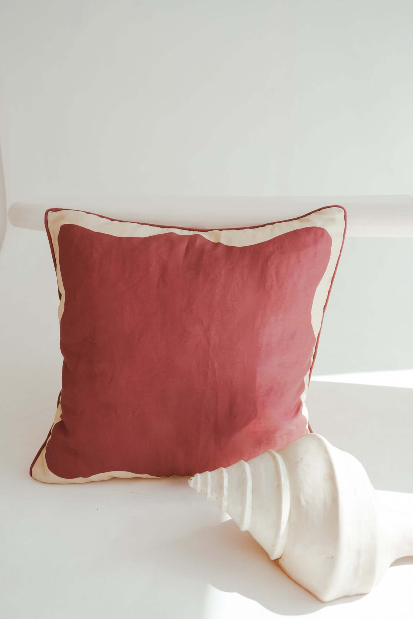 THE GILI CUSHION