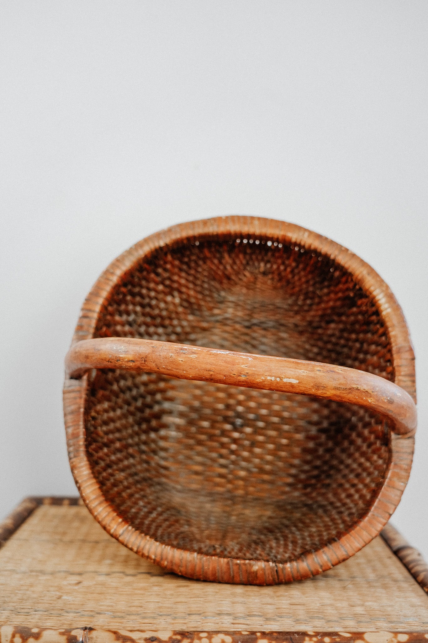 Chinese woven square/ round basket with bamboo handle