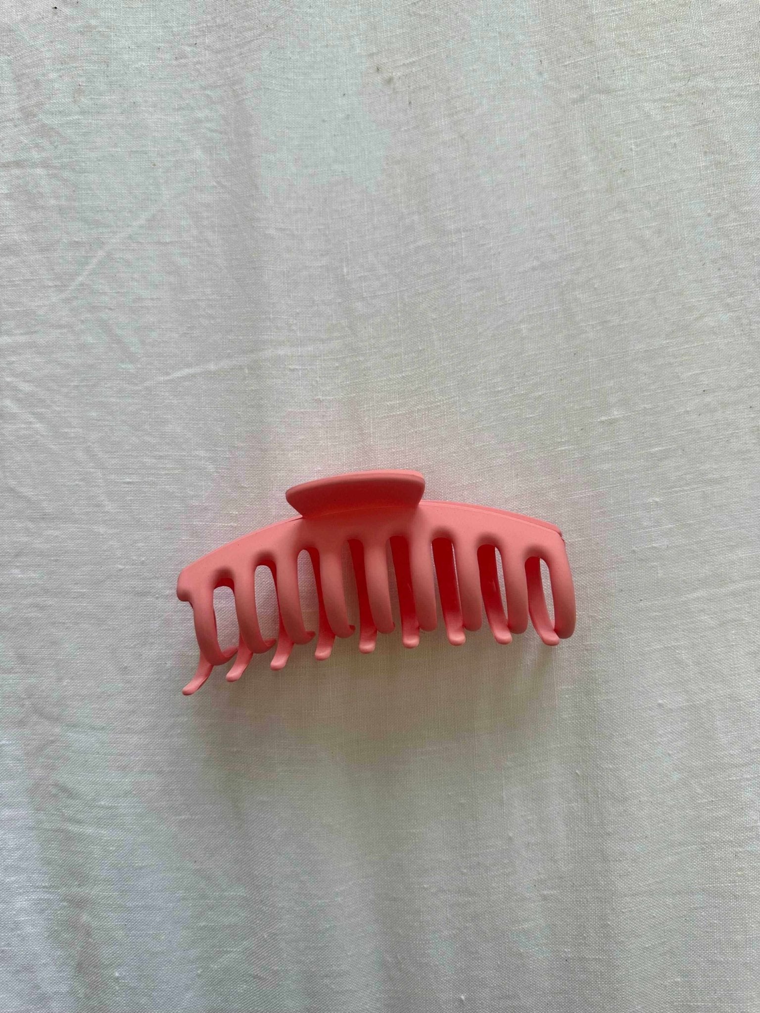 CLAM CLAW HAIR CLIP Color: FLOSS by HIBISCUS THE LABEL Designer Homewares Furniture Australia