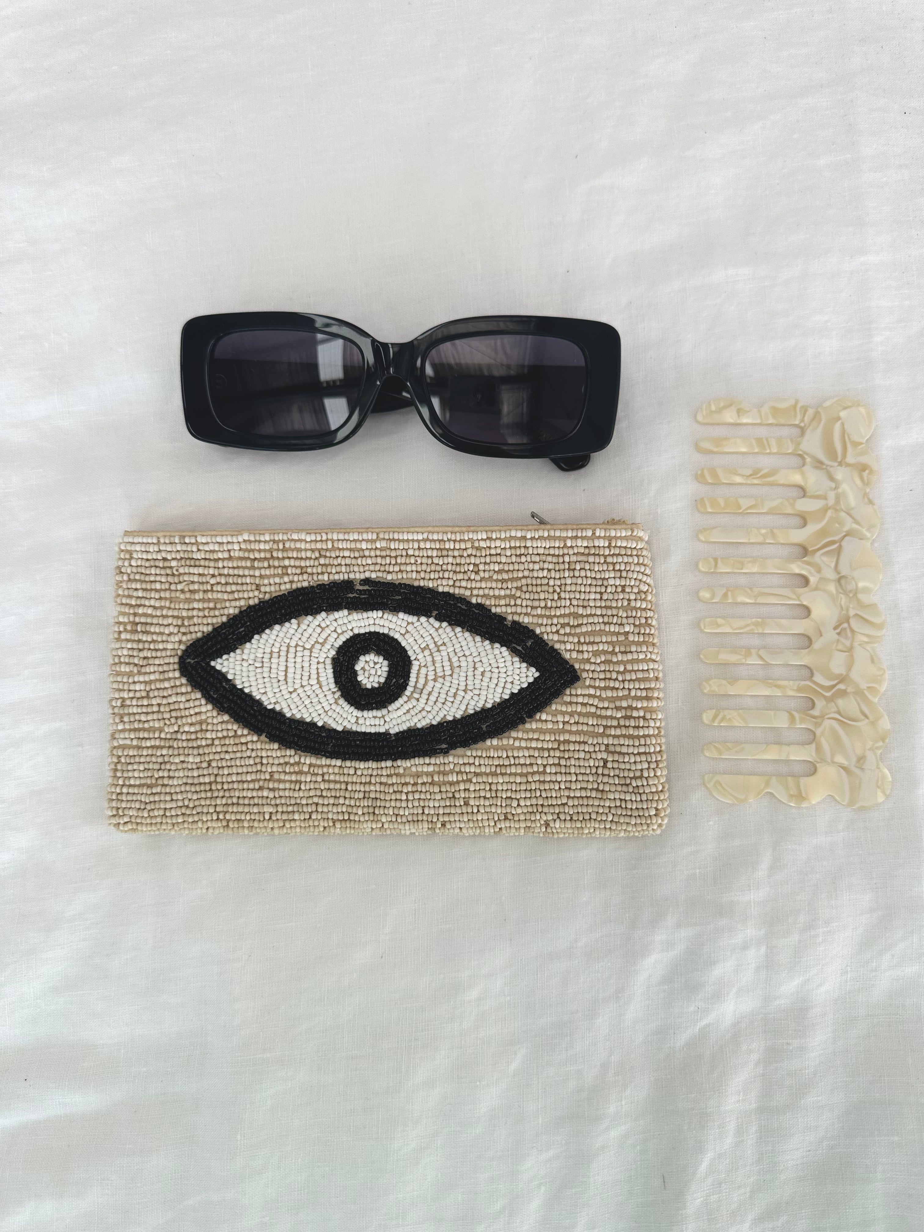 THE BEADED EYE WALLET