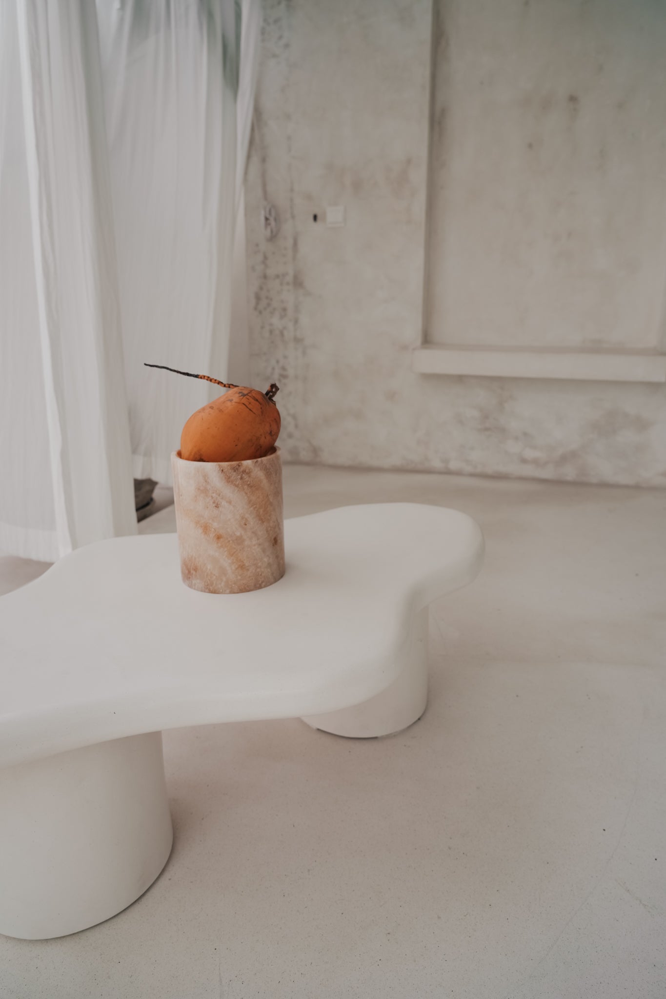 THE ONYX VASE XL by Black Salt Co Shop Designer Homewares Furniture Australia