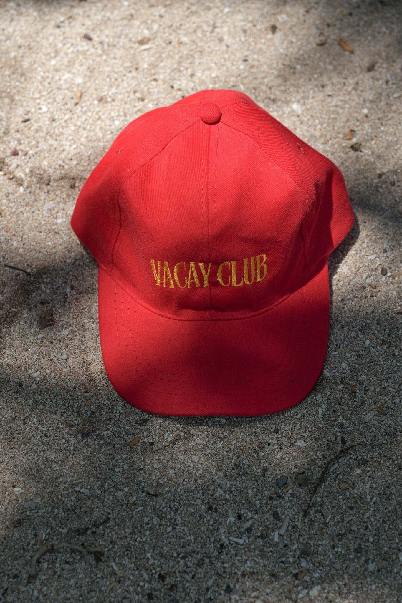 HIBISCUS 'VACAY CLUB' CAP