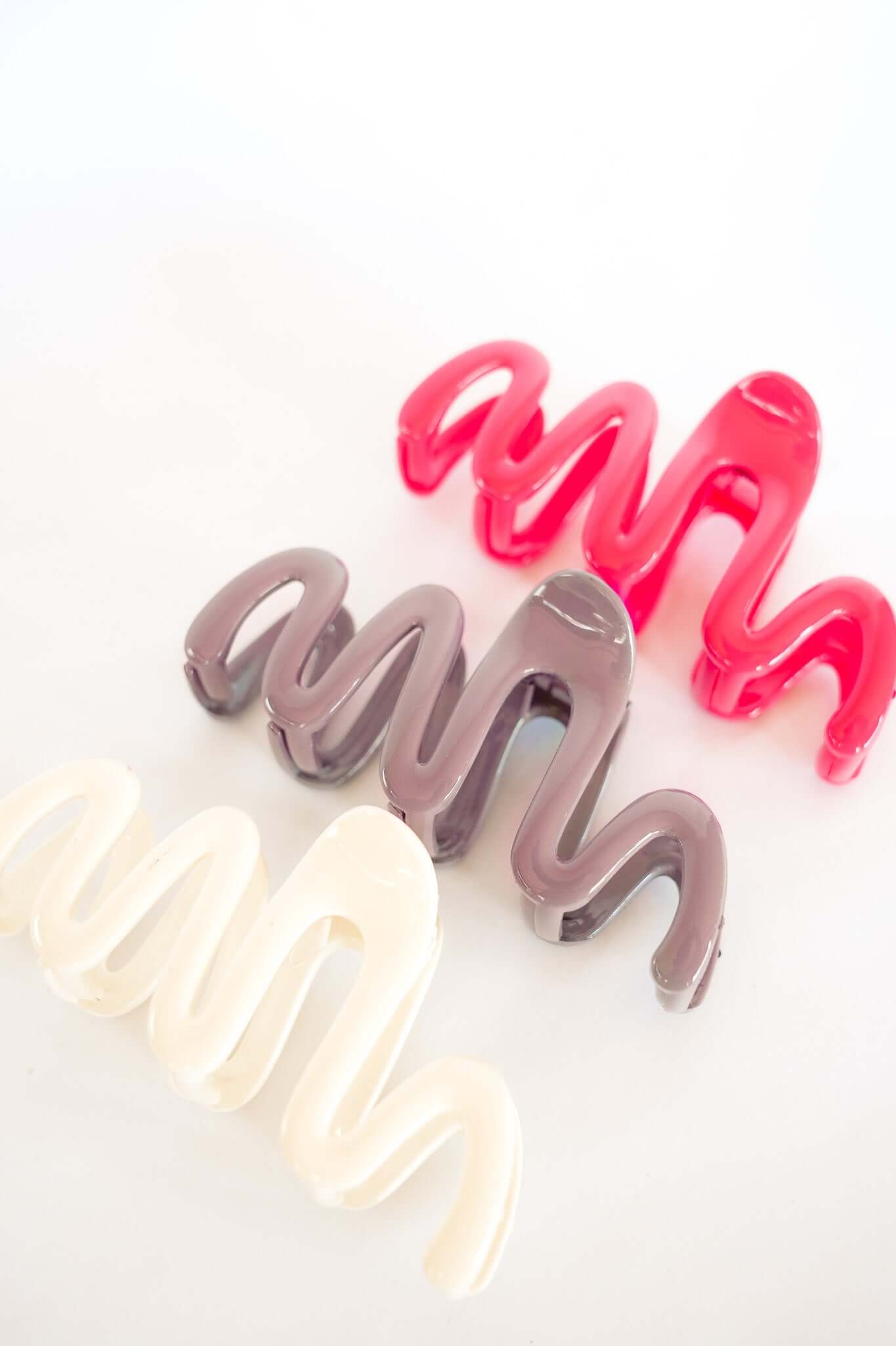 WIGGLY HAIR CLAWS Color: CREAM by HIBISCUS THE LABEL Designer Homewares Furniture Australia