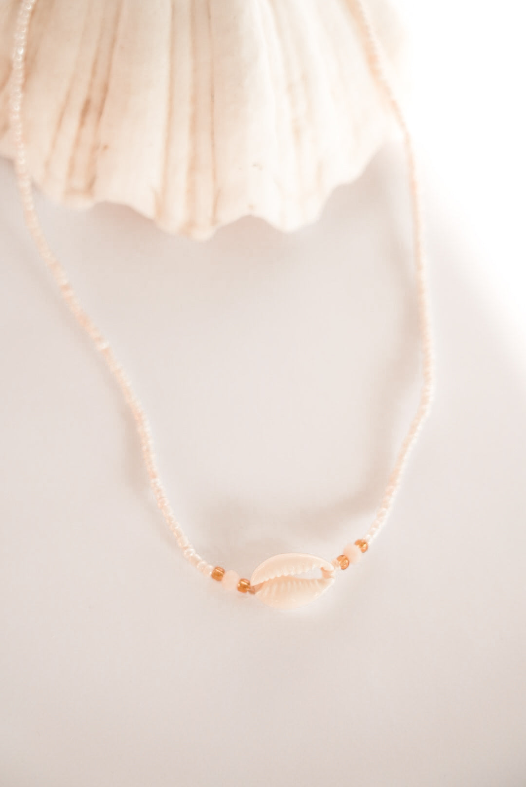 THE ISLAND SHELL NECKLACE