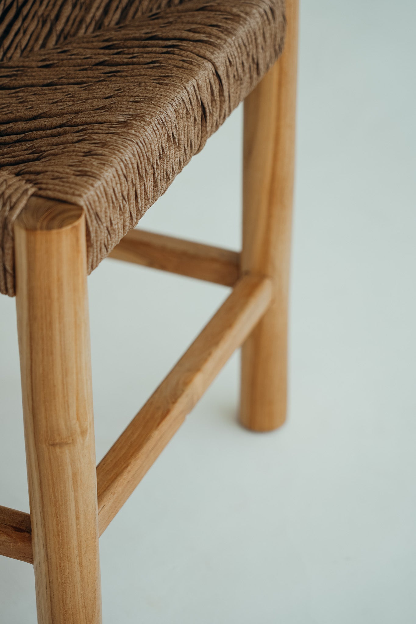 THE DILLY DINING CHAIR