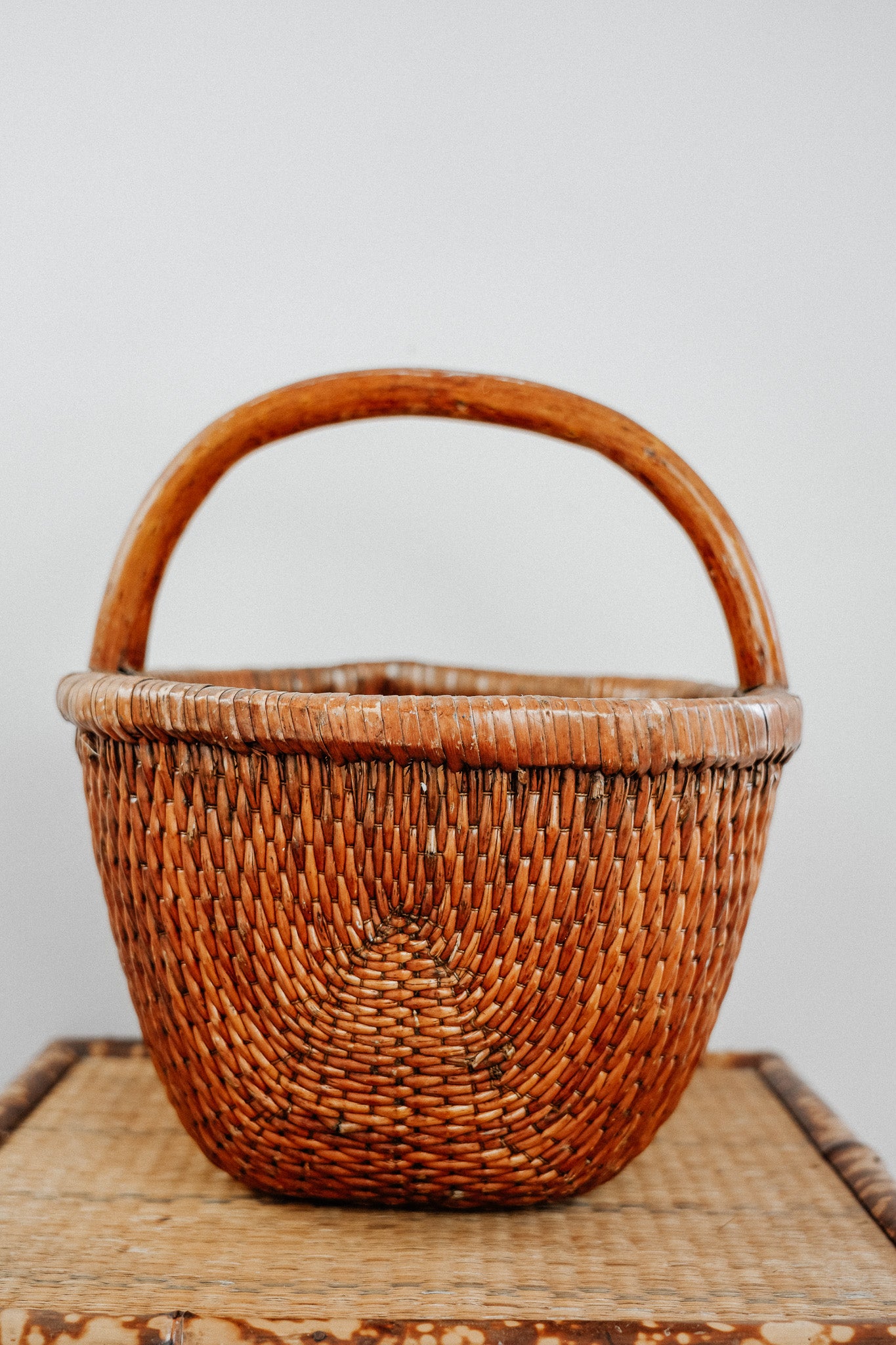 Chinese woven square/ round basket with bamboo handle