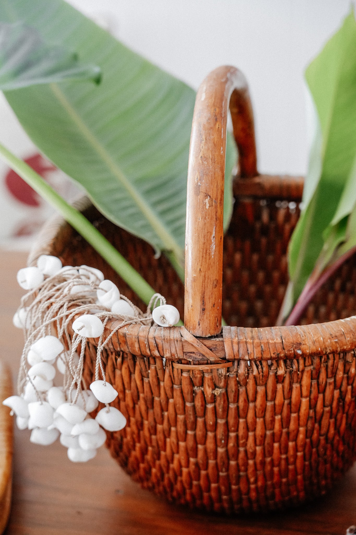 Chinese woven square/ round basket with bamboo handle
