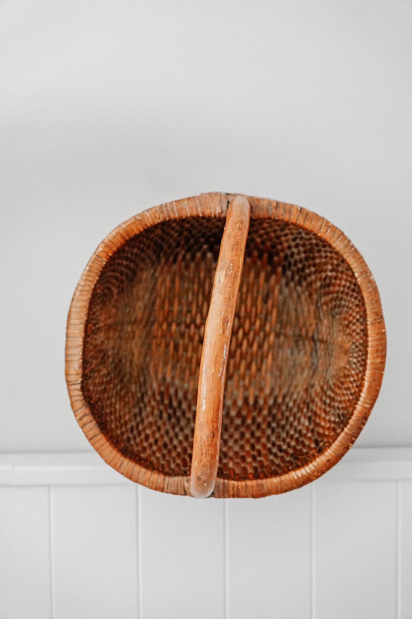 Chinese woven square/ round basket with bamboo handle