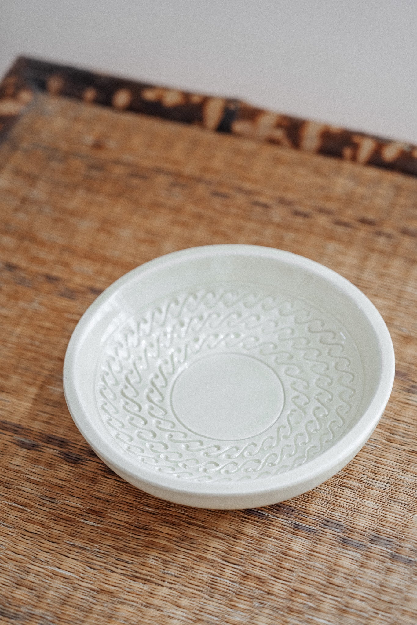 Vintage Cream Wave Dish