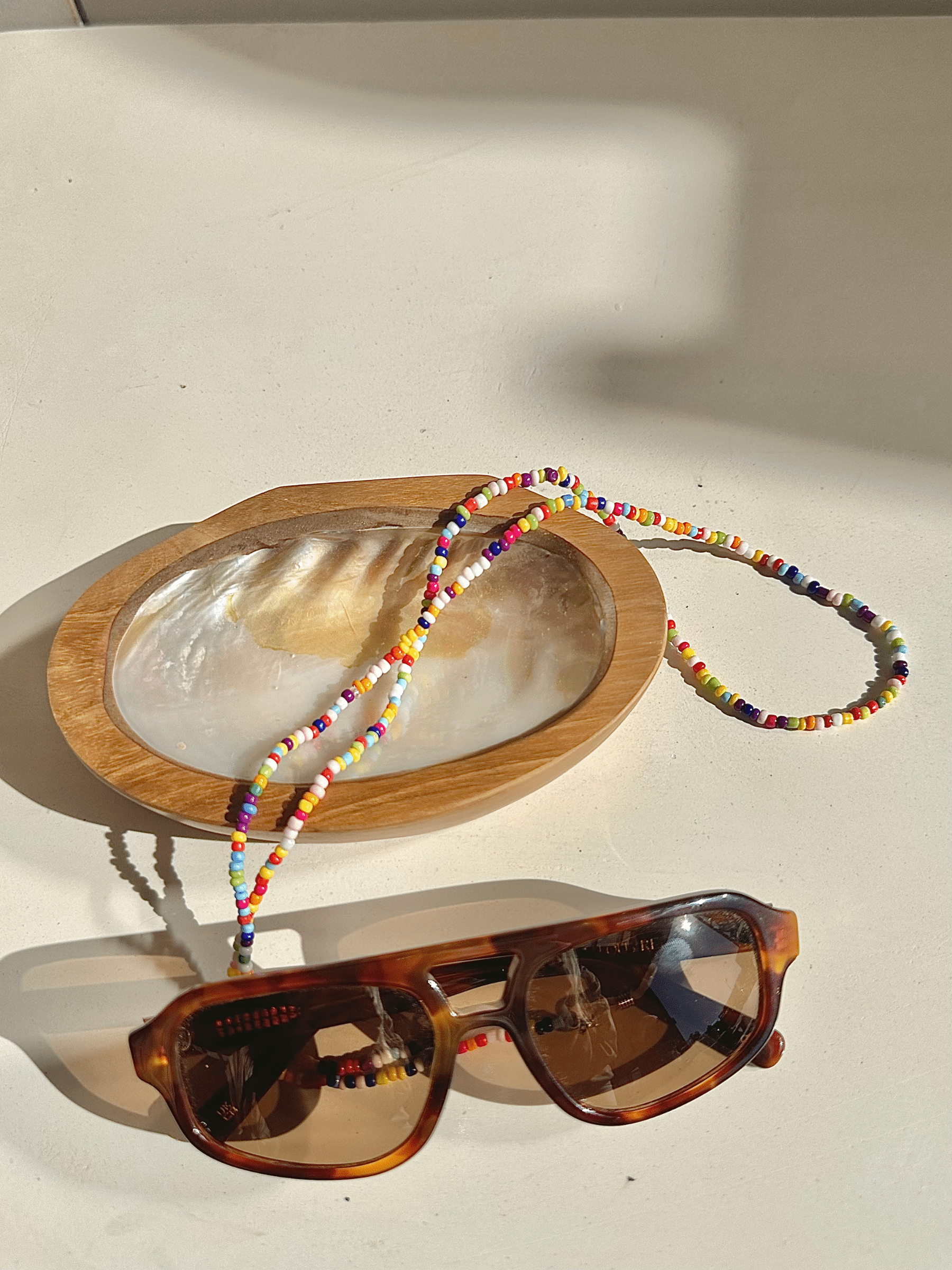 THE VACAY SUNGLASS CHAIN - BEADED MULTI - HIBISCUS THE LABEL - Black Salt Co