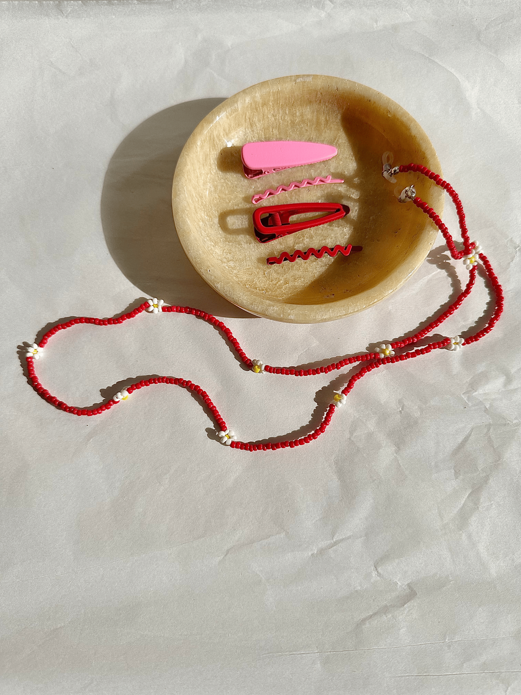 THE VACAY SUNGLASS CHAIN - RED BLOOM - HIBISCUS THE LABEL - Black Salt Co
