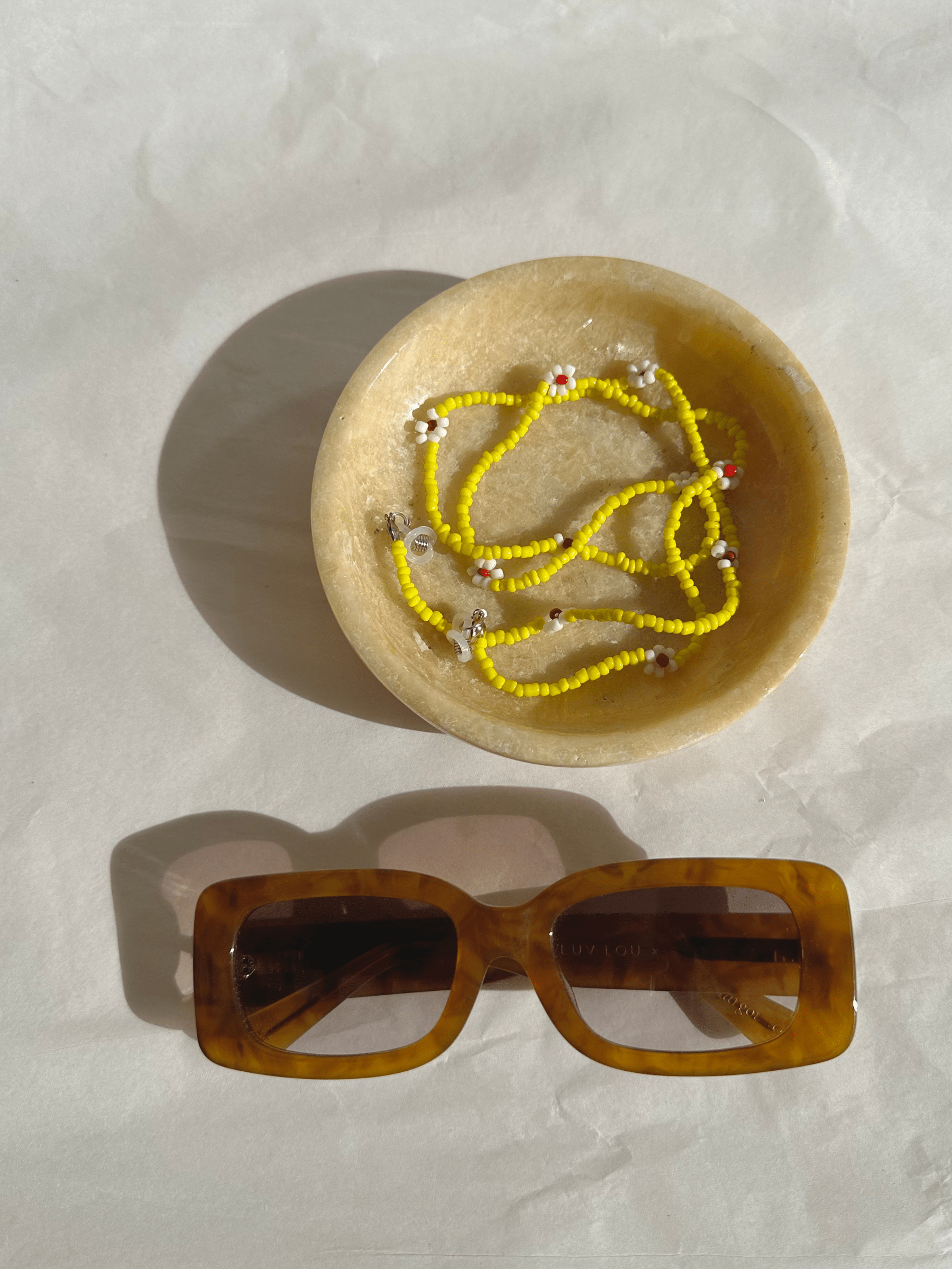 THE VACAY SUNGLASS CHAIN - YELLOW BLOOM - HIBISCUS THE LABEL - Black Salt Co