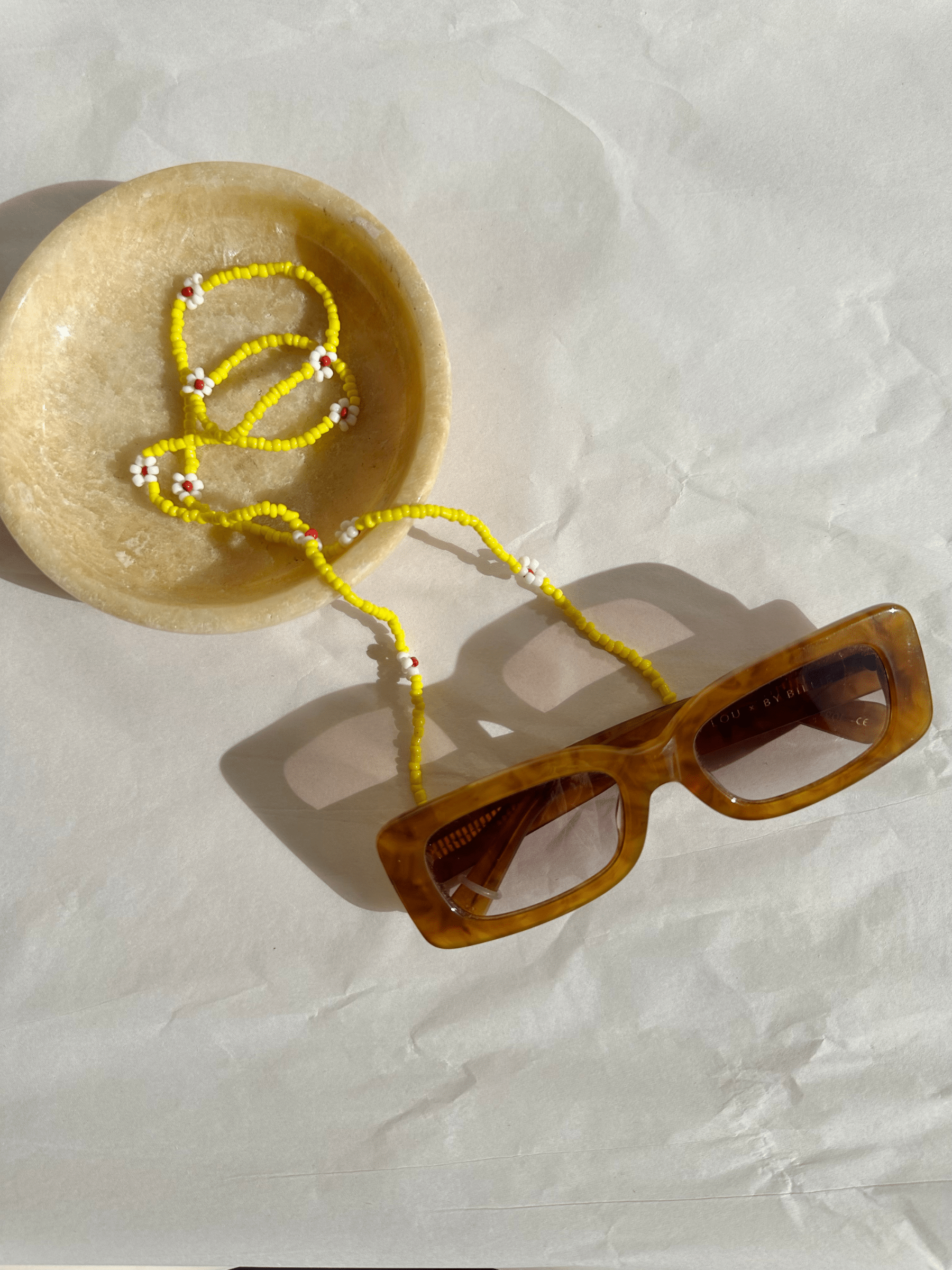 THE VACAY SUNGLASS CHAIN - YELLOW BLOOM - HIBISCUS THE LABEL - Black Salt Co